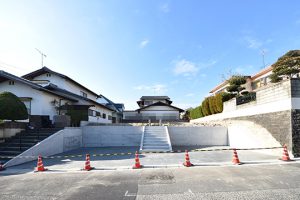 佐伯区薬師ヶ丘3丁目の分譲土地の正面写真