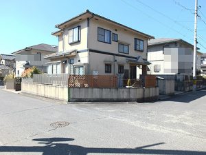 佐伯区藤の木中古一戸建ての外観全景