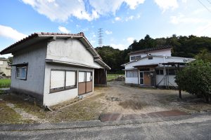 廿日市市玖島の古家付土地の写真A