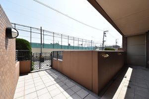 ヴェルディ観音参番館103号専用テラス