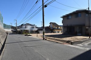 三和中学校グランド南道路に接道