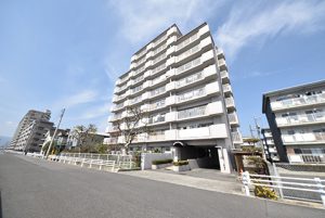 コープ野村海老園の外観