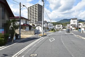廿日市市須賀の土地前面道の画像