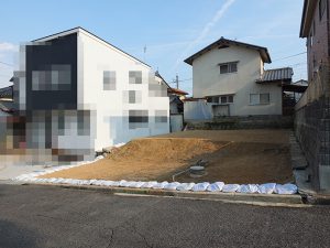 古家解体後の更地の写真