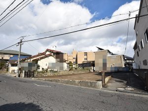 土地面積38.66坪の古家解体後の更地の写真