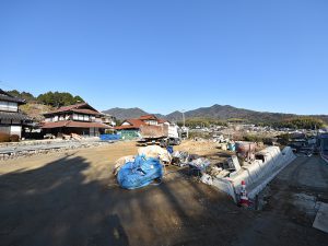 古家解体後に住宅用地へ造成中の写真