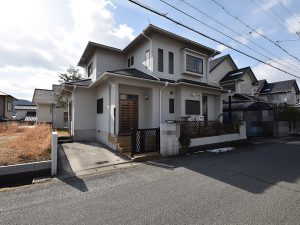 古家付き買い取り土地の解体前の写真