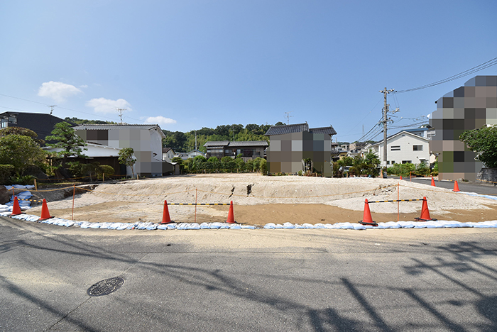 平良山手の古家解体完了した更地