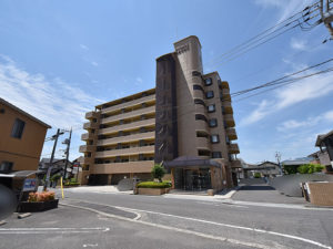 ロイヤルパレス廿日市本町外観